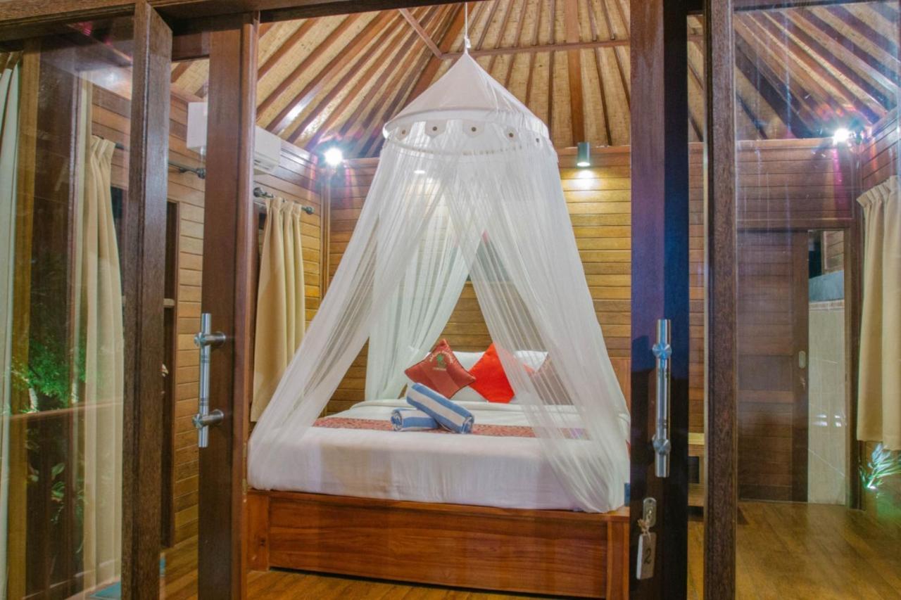Garden Cottage Lembongan & Hostel Нуса-Лембонган Екстер'єр фото