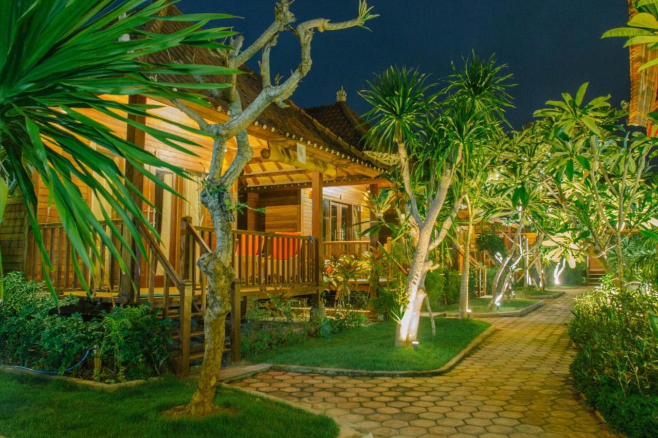 Garden Cottage Lembongan & Hostel Нуса-Лембонган Екстер'єр фото